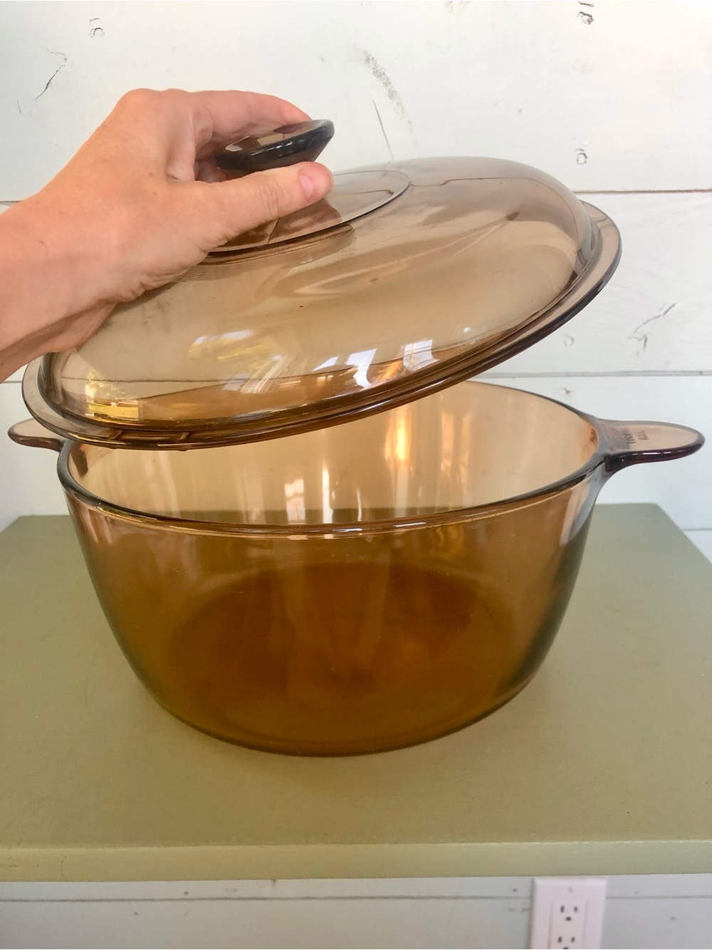 VISION Corning 4.5L Amber Glass Dutch Oven with Lid